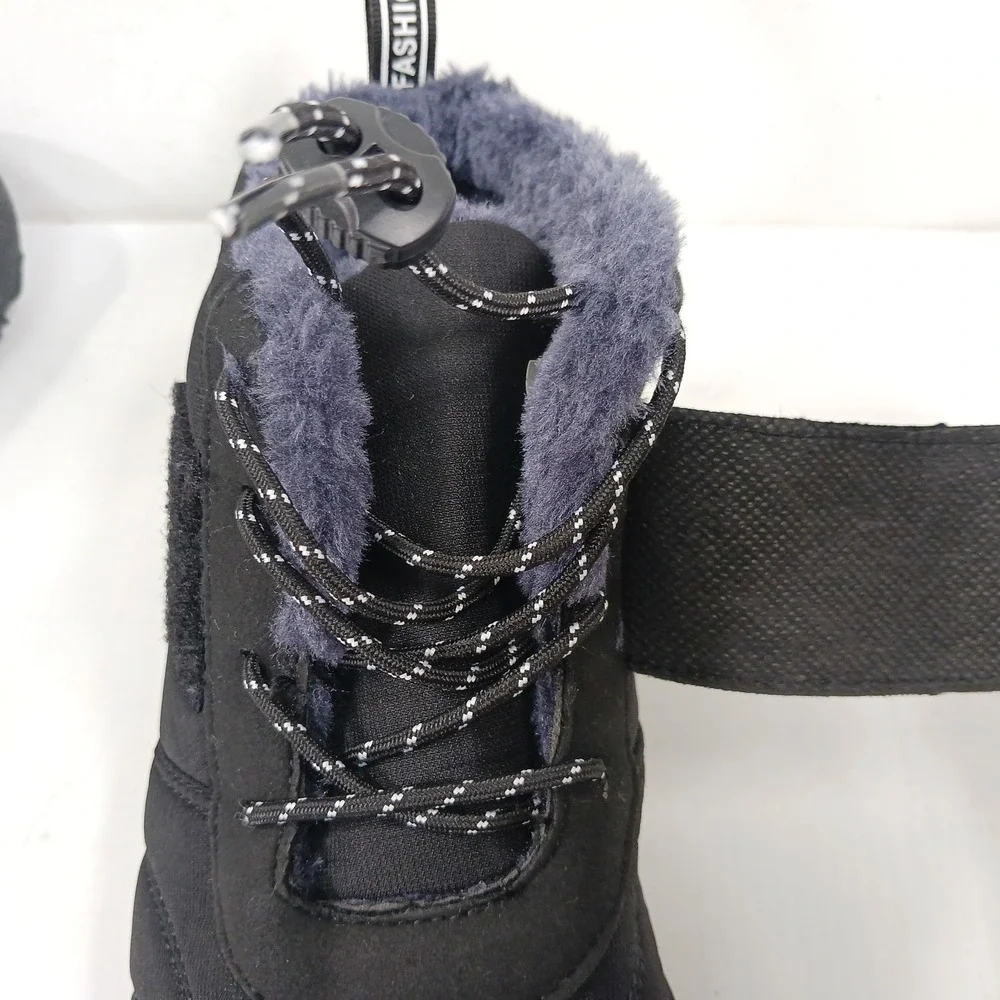 Sport Mens Black Faux Fur Lined Winter Snow Boots Quilted Bungee Strap Size 43